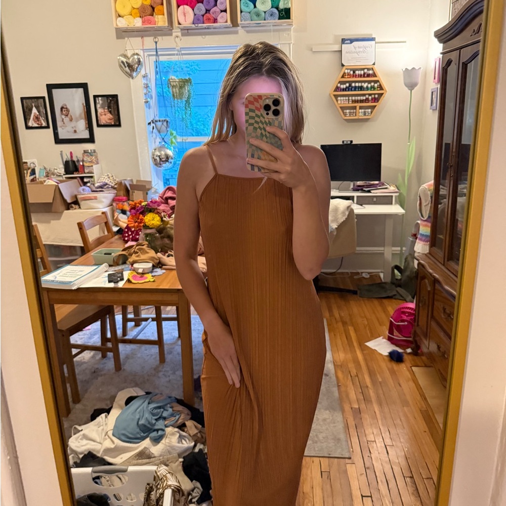 Elegant Brown Sleeveless Dress